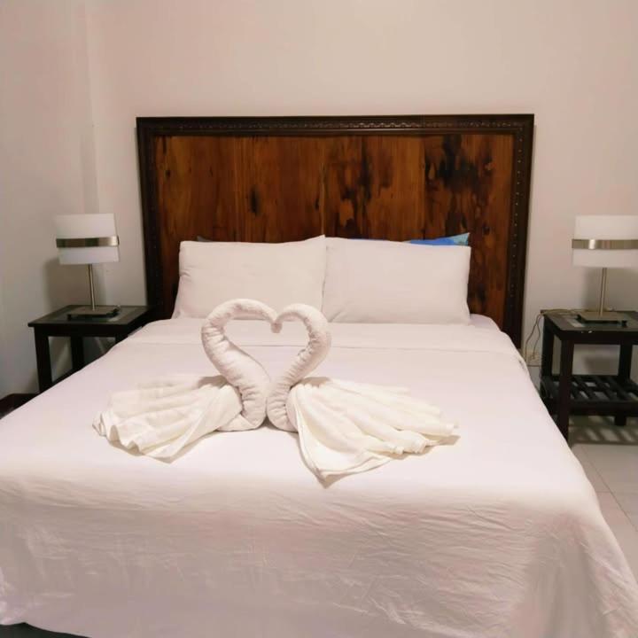 Cutad Pico De Loro Beach And Country Club מראה חיצוני תמונה